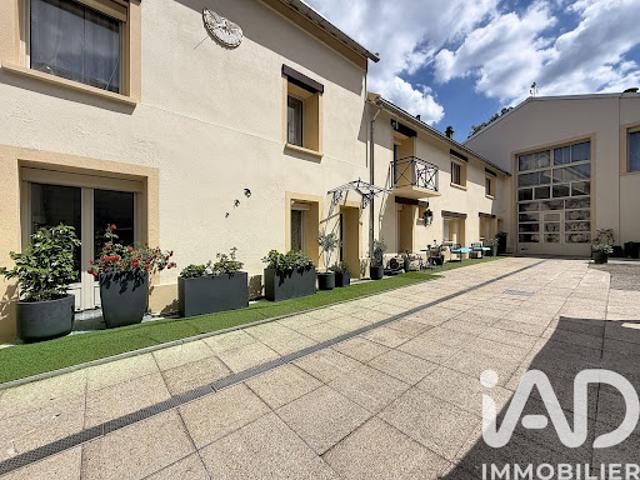 Vente Maison 12 pièces 492 m2 Frépillon