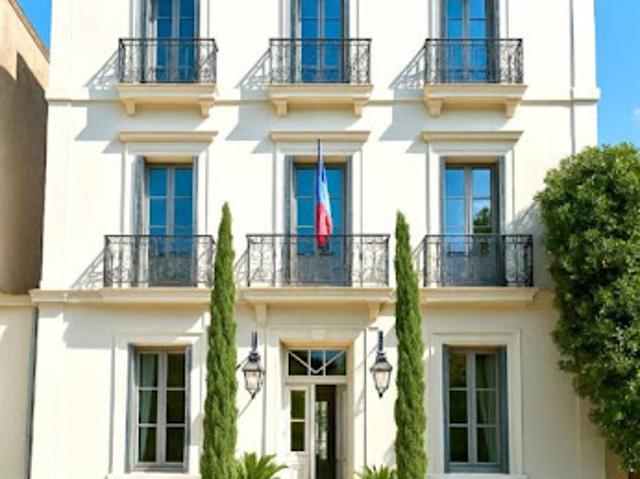 Vente Maison 12 pièces 400 m2 Beziers
