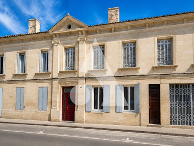 Vente Maison 12 pièces 420 m2 Laruscade