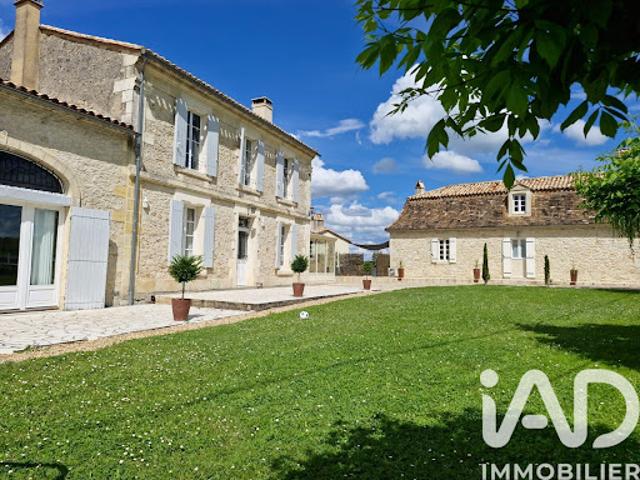 Vente Maison 12 pièces 437 m2 Saint Méard de Gurçon