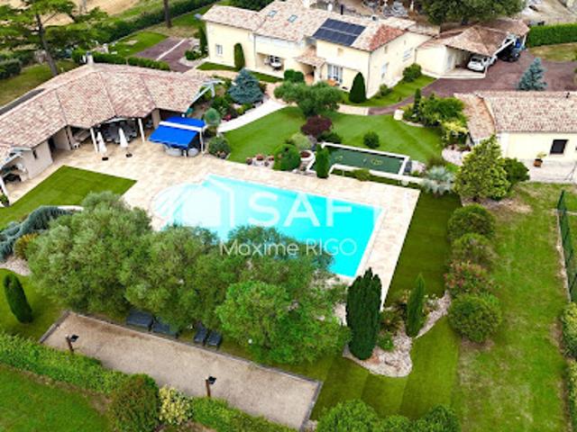 Vente Maison 12 pièces 518 m2 Puymiclan