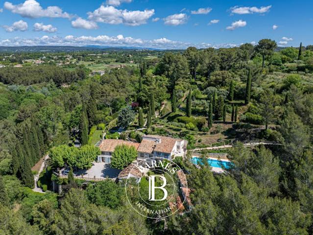 Vente Maison 12 pièces 600 m2 Aix en Provence