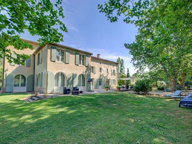 Vente Maison 12 pièces 890 m2 Aix en Provence