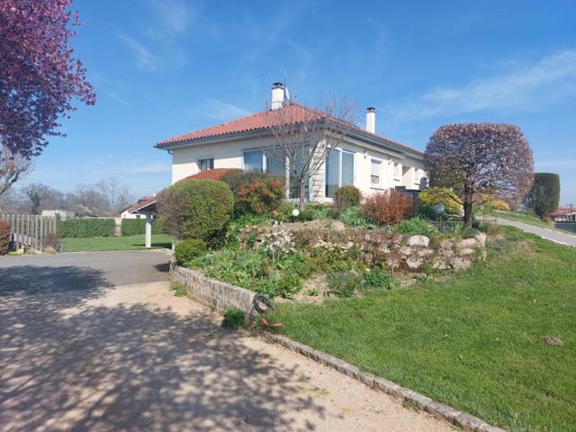 Vente Maison 133 m² à Montbrison 349 900 ¤