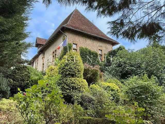 Vente maison 13 pièces Charolles 71