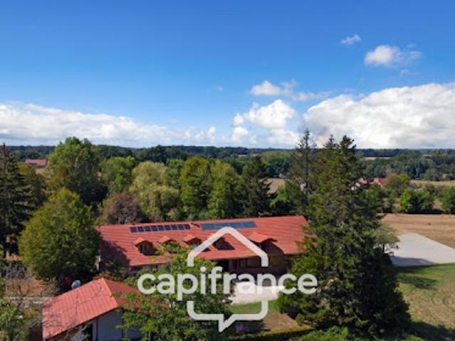 Vente Maison 13 pièces 281 m2 Lons le Saunier