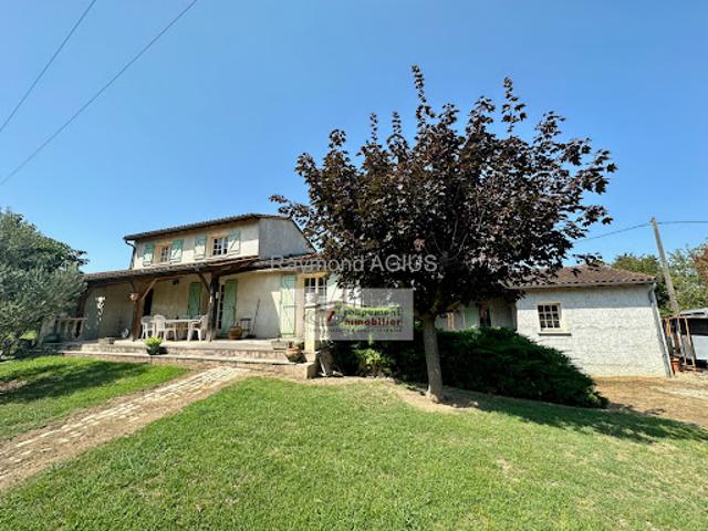 Vente Maison 13 pièces 219 m2 Saint Seurin de Prats