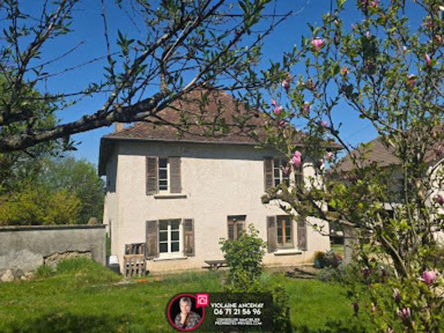 Vente Maison 13 pièces 340 m2 Chimilin