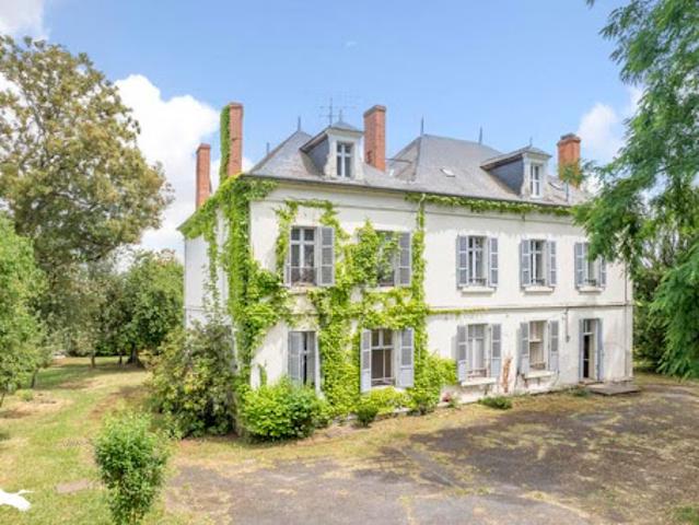 Vente Maison 13 pièces 344 m2 Commentry
