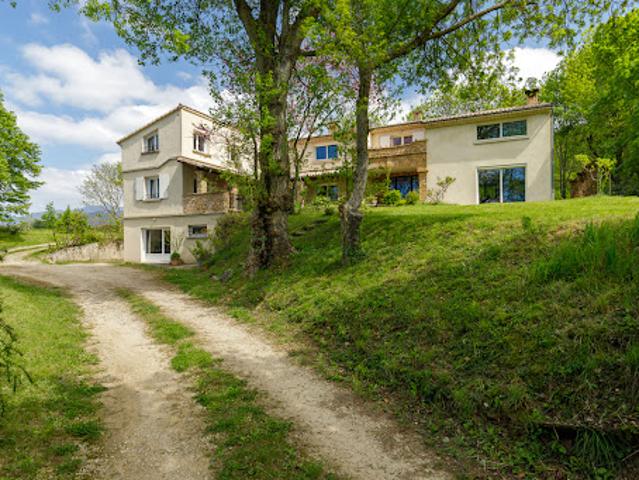 Vente Maison 13 pièces 349 m2 Saint Vincent la Commanderie