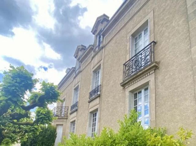 Vente Maison 13 pièces 350 m2 Aixe sur Vienne