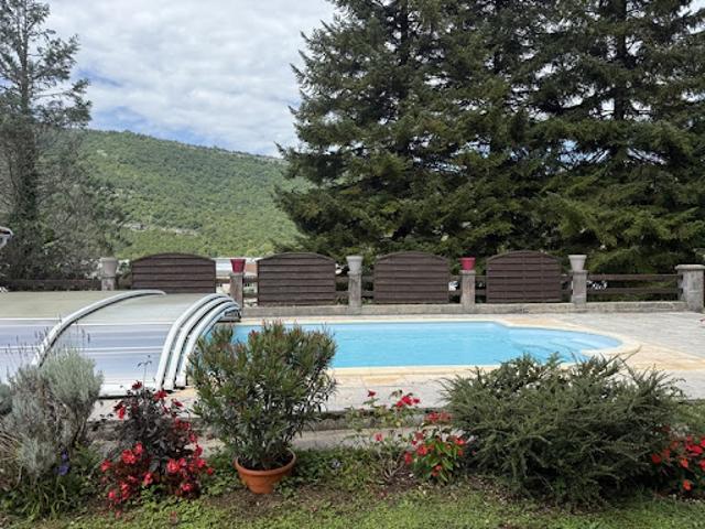 Vente Maison 13 pièces 380 m2 Molinges