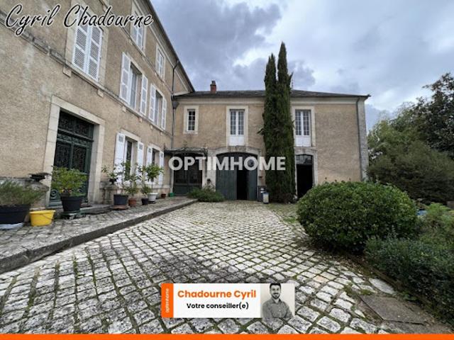 Vente Maison 13 pièces 386 m2 Javerlhac et la Chapelle Saint Robert