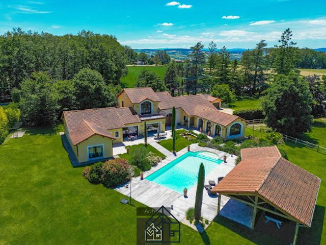 Vente Maison 13 pièces 393.08 m2 Roanne