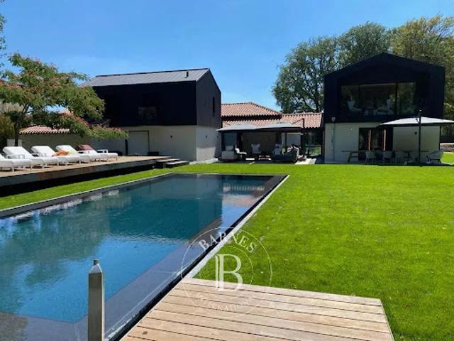 Vente Maison 13 pièces 393 m2 Poitiers