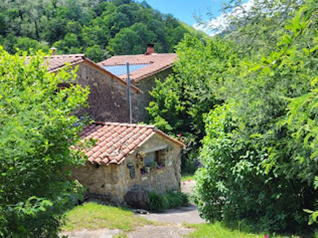 Vente Maison 13 pièces 300 m2 Saint Laurent de Cerdans