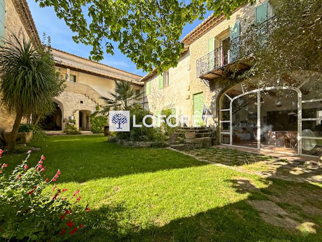 Vente Maison 13 pièces 483 m2 Uchaud