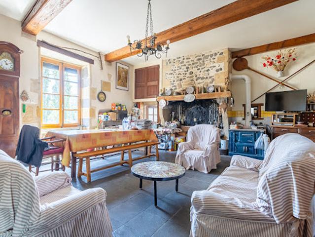 Vente Maison 13 pièces 410 m2 Tallende