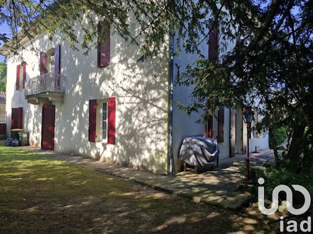 Vente Maison 13 pièces 412 m2 Montcaret