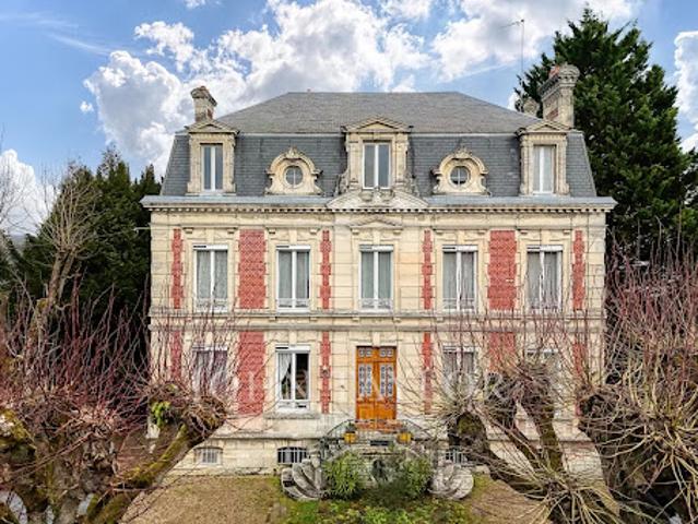Vente Maison 13 pièces 423 m2 Mouy