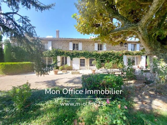 Vente Maison 13 pièces 434 m2 Sénas