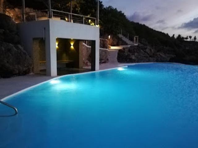 Vente Maison 13 pièces 600 m2 Saint Martin