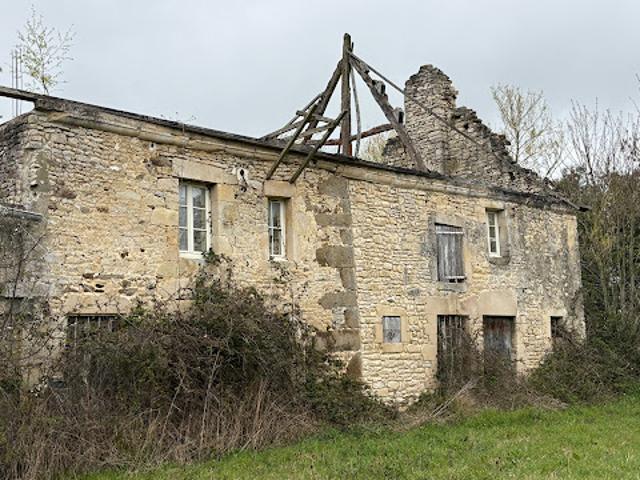 Vente Maison 1 pièce 148 m2 Loucé