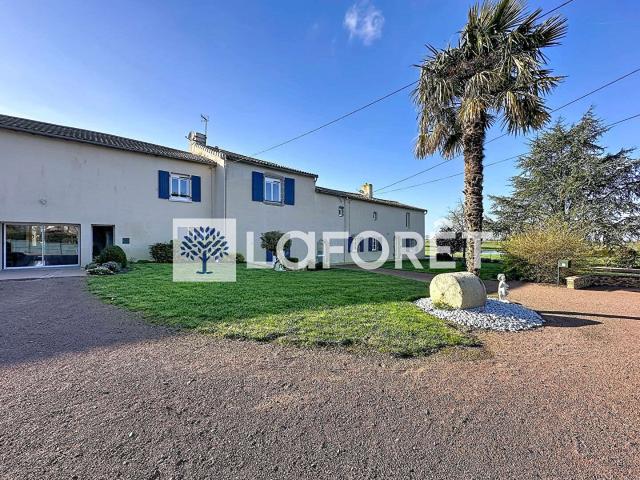 Vente maison 14 pièces Bressuire 79