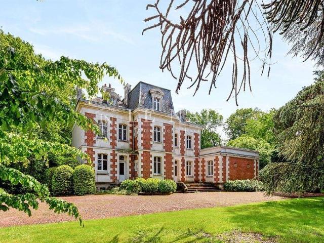 Vente maison 14 pièces La Chapelle sur Erdre 44
