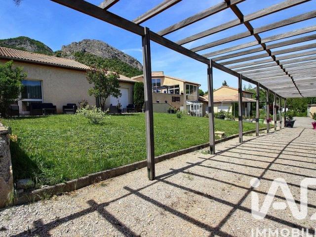 Vente maison 14 pièces Séderon 26