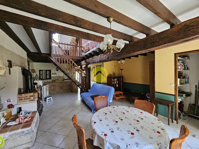 Vente Maison 14 pièces 150 m2 Nérondes