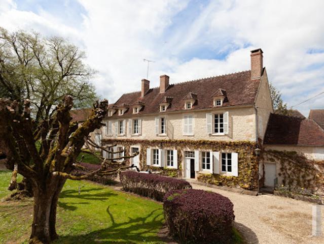 Vente Maison 14 pièces 253 m2 Clamecy