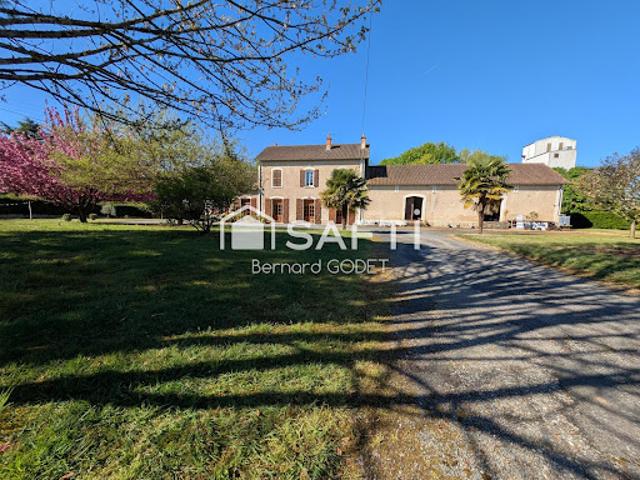 Vente Maison 14 pièces 260 m2 Verteuil sur Charente