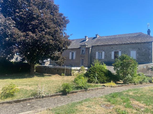 Vente Maison 14 pièces 282 m2 Menet