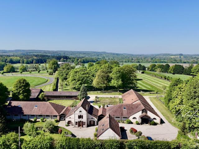 Vente Maison 14 pièces 361 m2 Forges les Eaux