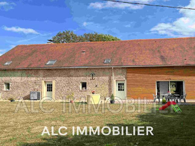 Vente Maison 14 pièces 365 m2 Neauphe sous Essai