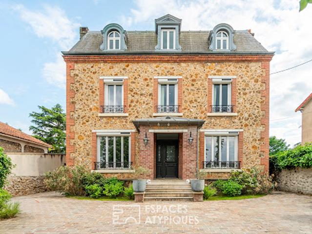 Vente Maison 14 pièces 370 m2 Villecresnes