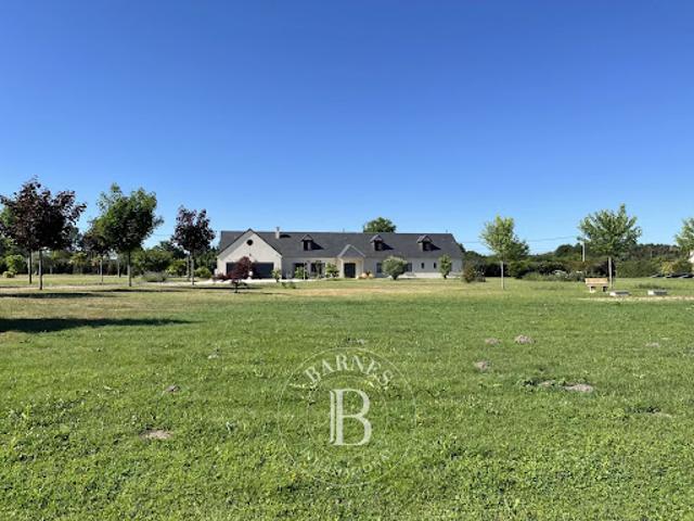 Vente Maison 14 pièces 372 m2 Vernou en Sologne