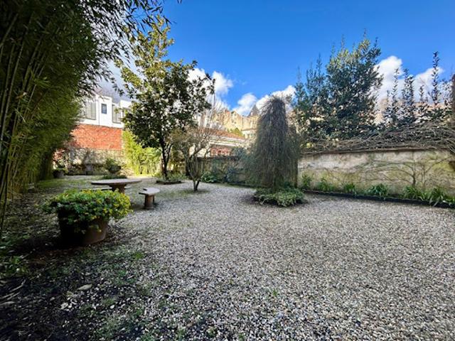 Vente Maison 14 pièces 304 m2 Bordeaux