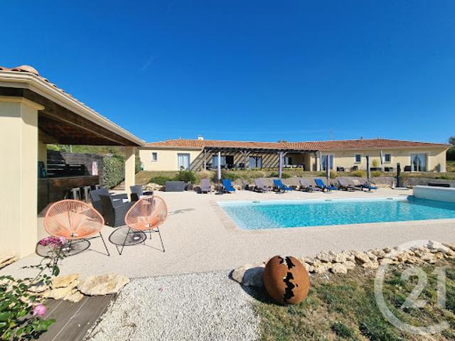 Vente Maison 14 pièces 313.79 m2 Marcillac Saint Quentin