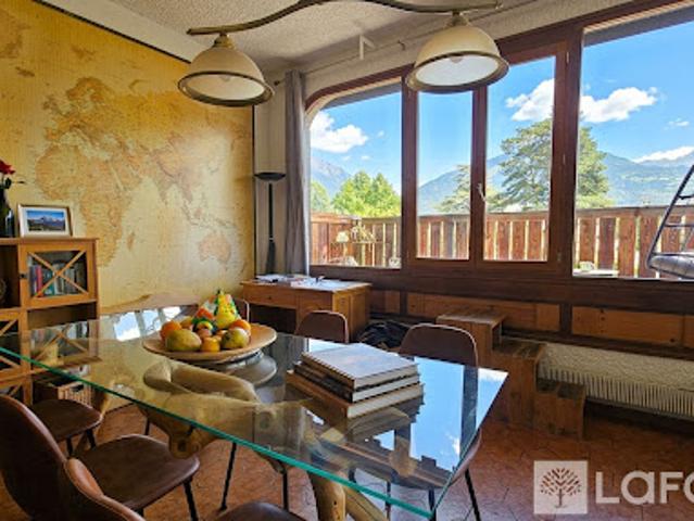 Vente Maison 14 pièces 310 m2 Embrun