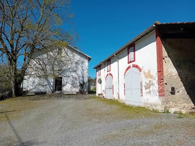 Vente Maison 14 pièces 311 m2 Pouillon