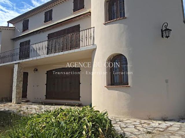 Vente Maison 14 pièces 320 m2 Draguignan