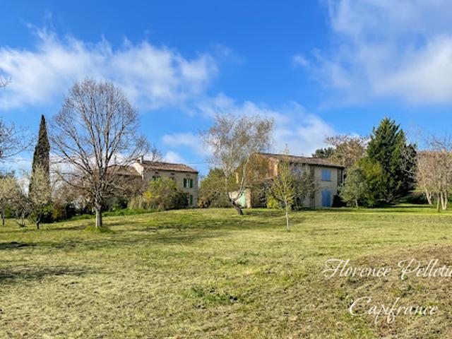 Vente Maison 14 pièces 325 m2 Aguts