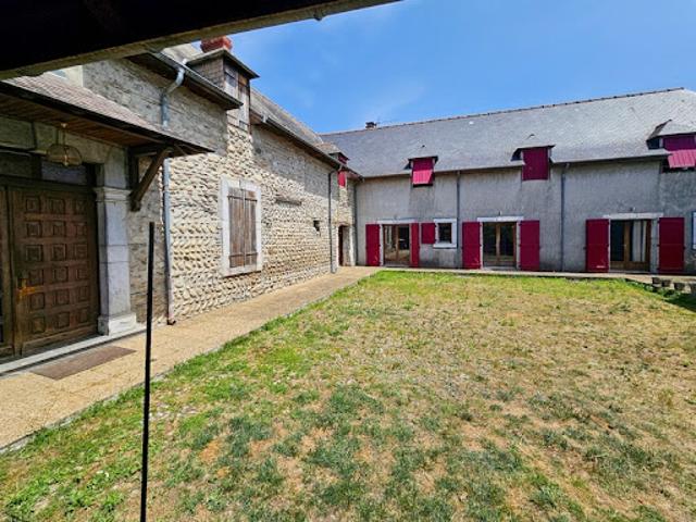 Vente Maison 14 pièces 453 m2 Momères