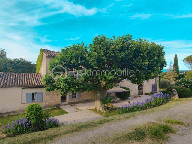 Vente Maison 14 pièces 400 m2 Grignan