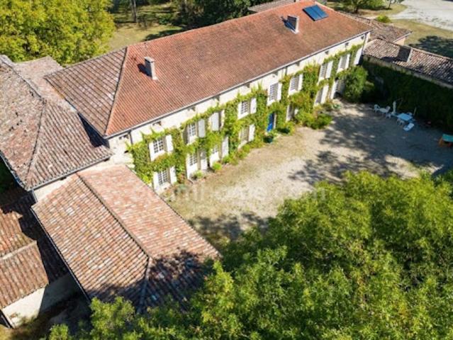 Vente Maison 14 pièces 600 m2 Castres