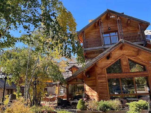 Vente Maison 14 pièces 839 m2 Névache