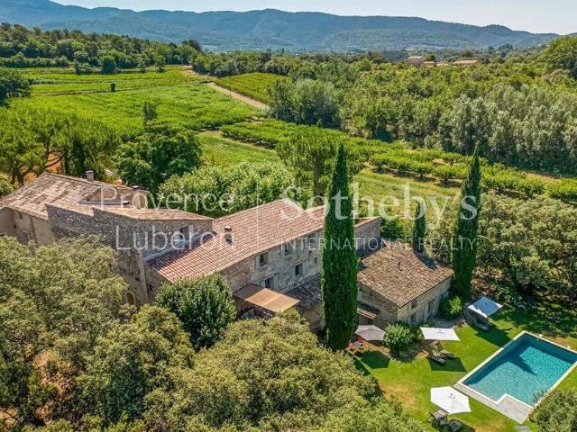 Vente maison 15 pièces Malaucène 84