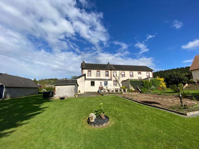Vente maison 15 pièces Bagnoles de l'Orne Normandie 61